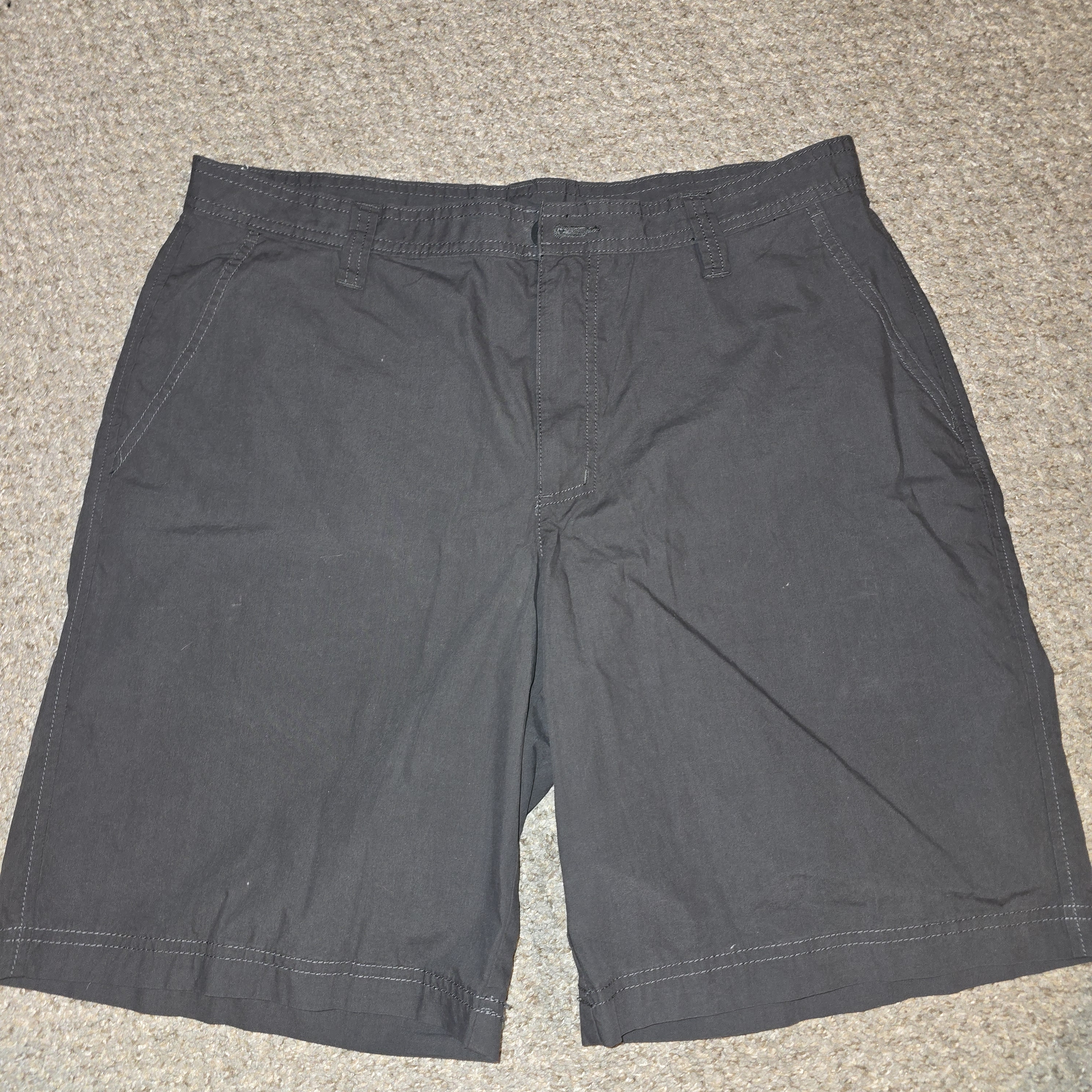 Colombia Mens Classic Dark Grey Casual Shorts Soze 36